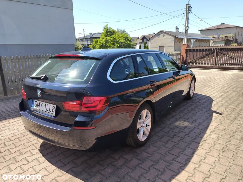 BMW Seria 5 530d xDrive - 7