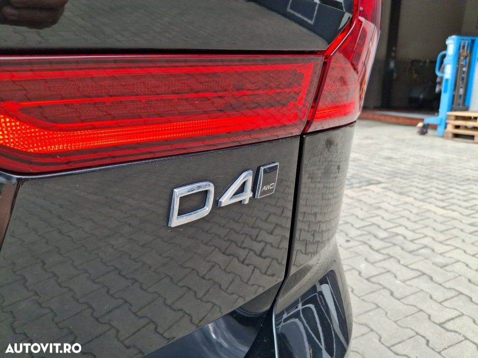 Volvo XC 40 - 20