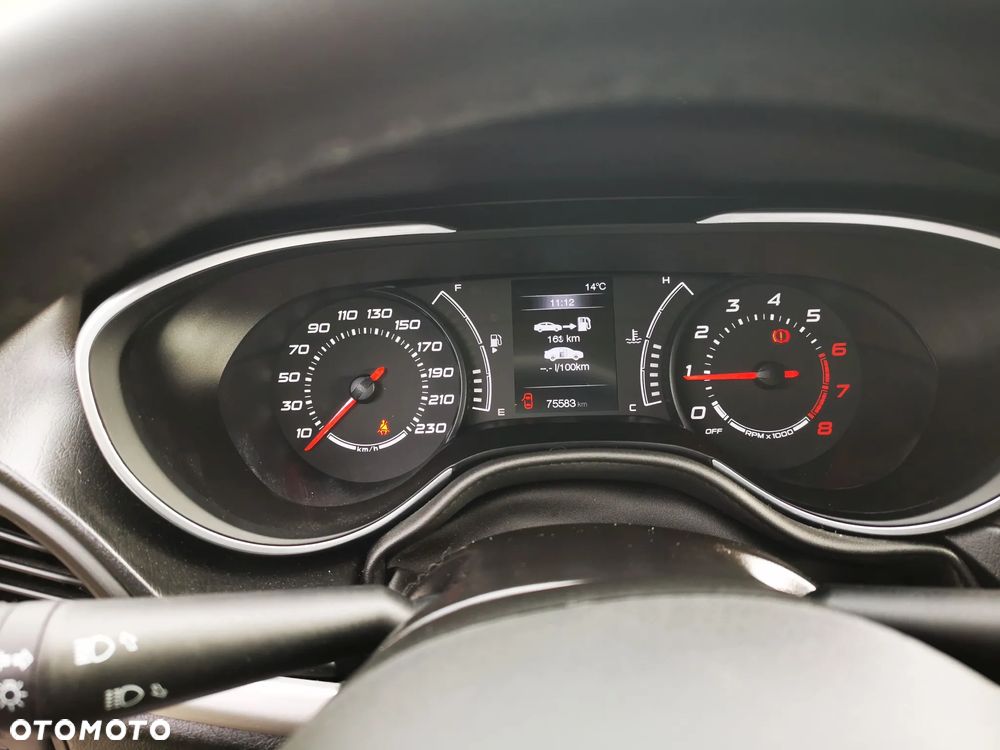 Fiat Tipo 1.4 16V Lounge EU6d - 16