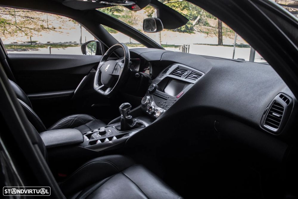 Citroën DS5 THP 200 SoChic - 23