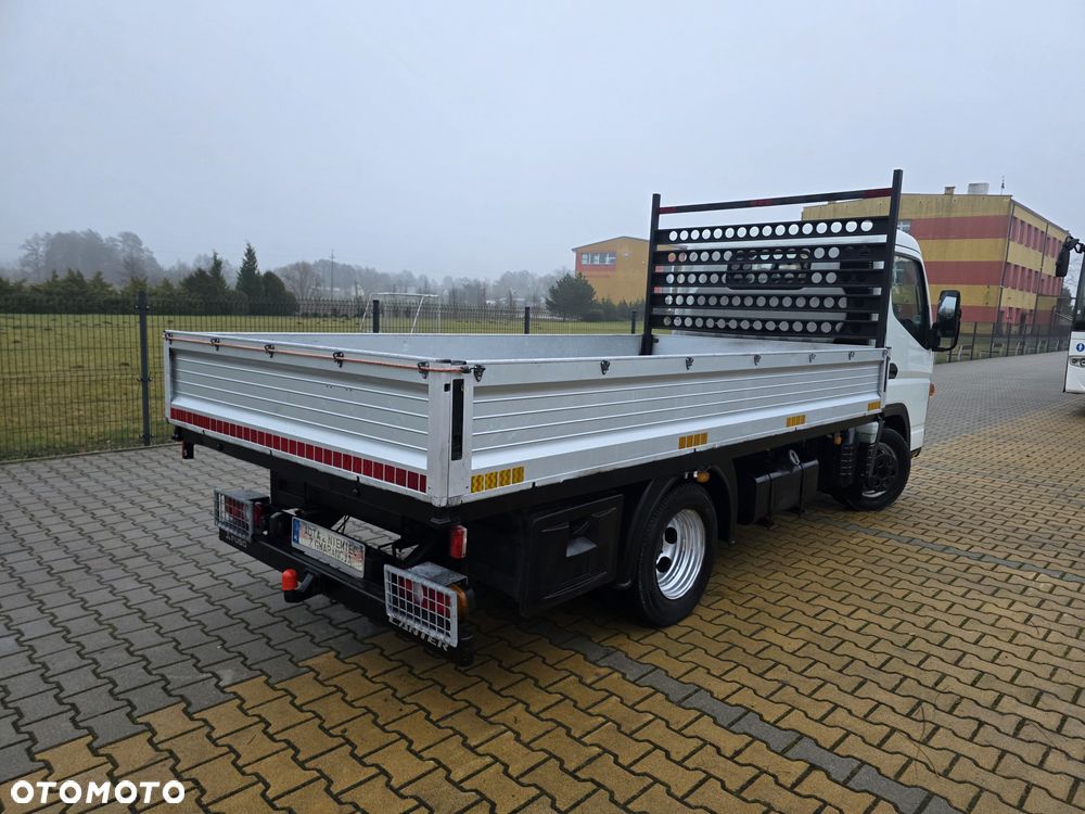 Mitsubishi Fuso Canter - 7