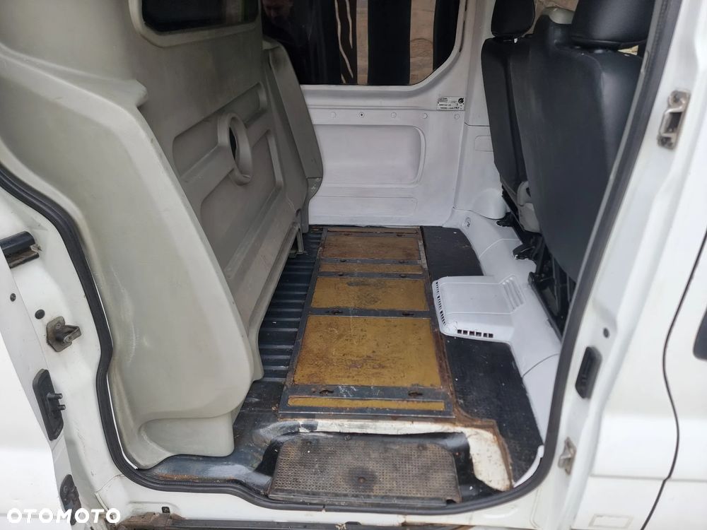 Renault Trafic - 11