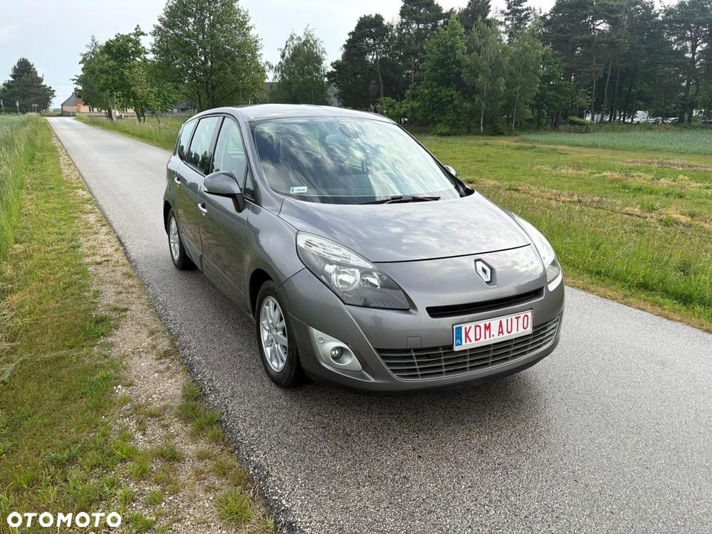 Renault Grand Scenic Gr 1.9 dCi Bose Edition - 11