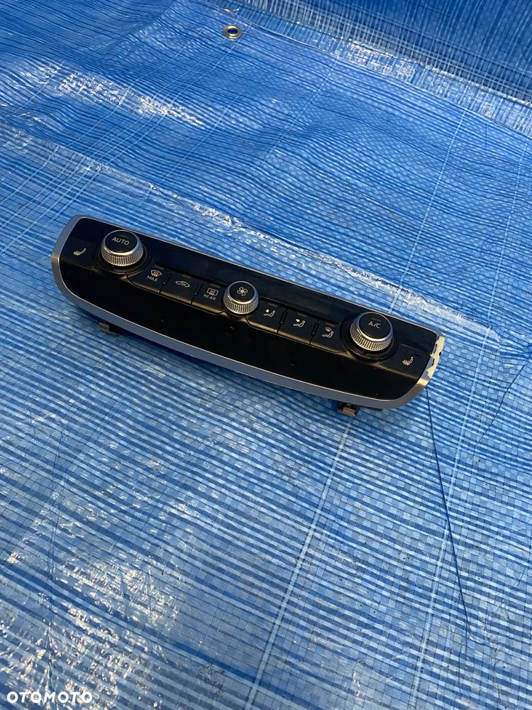 PANEL STEROWANIA KLIMATYZACJI NAWIEWU GRZANIA FOTELI AUDI A3 8V 8V0820043D - 2