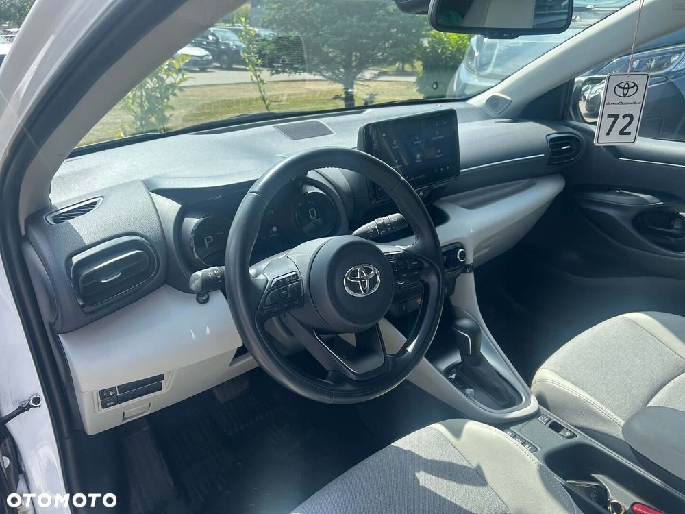 Toyota Yaris Hybrid 1.5 Executive - 10