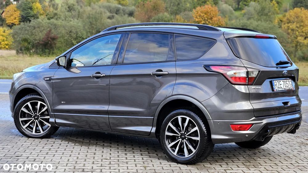 Ford Kuga 2.0 TDCi 4x4 ST-Line - 10