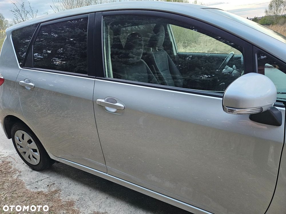 Toyota Verso S 1.33 VVT-i Multidrive Club - 13