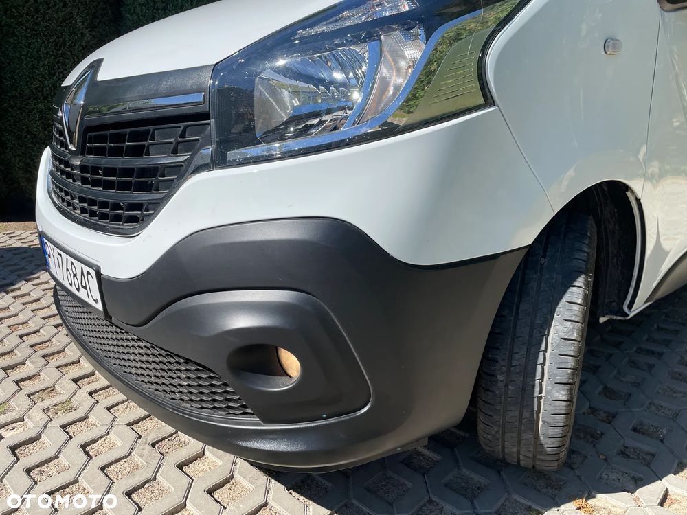Renault Trafic - 19