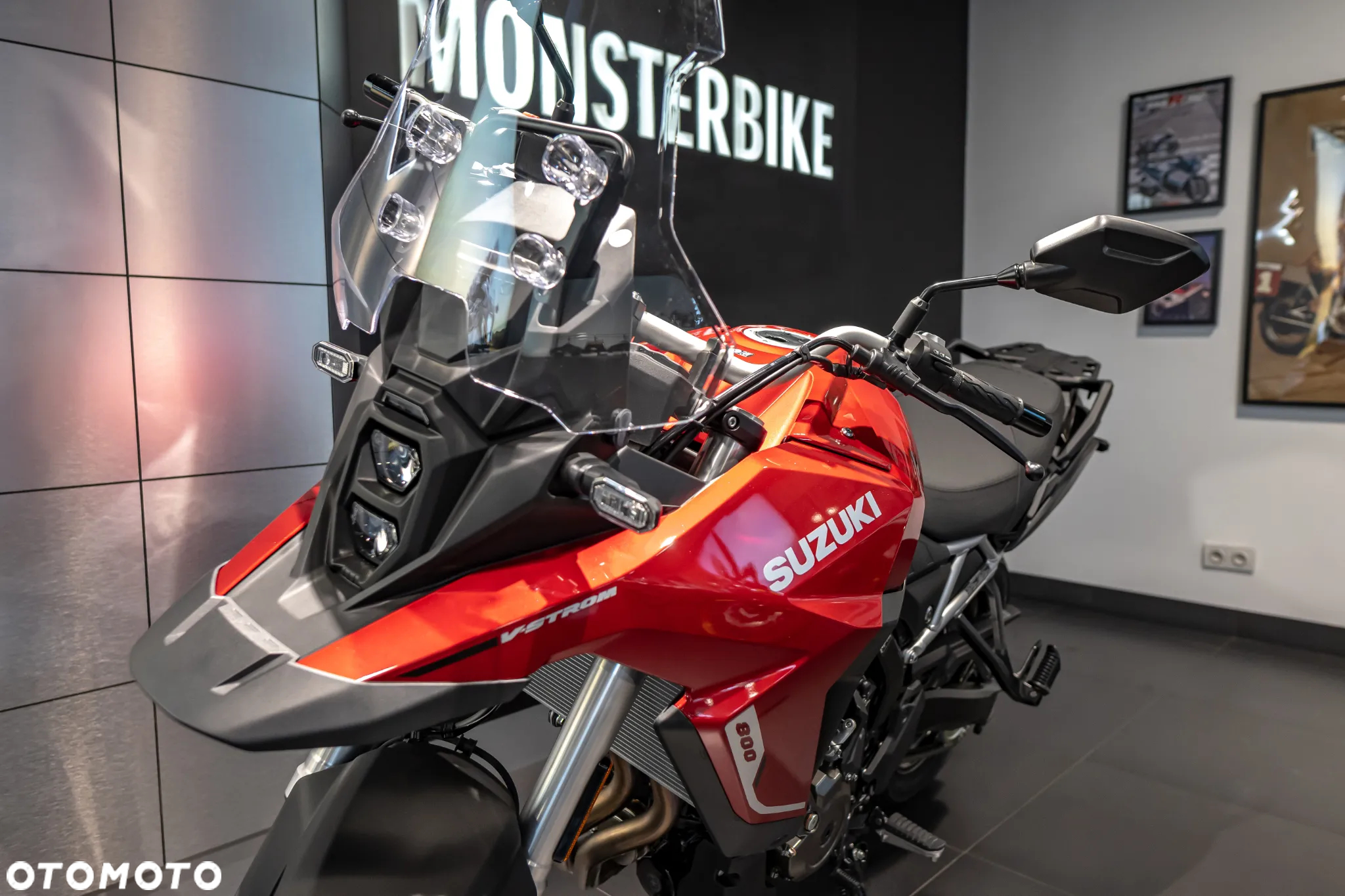 Suzuki DL - 3