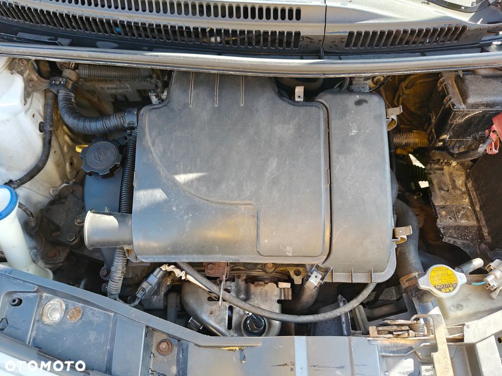 Toyota Yaris 1.0 Life - 18