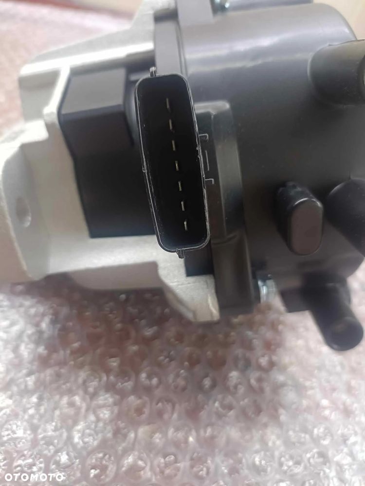 APARAT ZAPLONOWY MODUL KOPULKA PALEC APARATU ZAPLONOWEGO CHRYSLER SEBRING 3.0 V6 DODGE STRATUS CEWKA ZAPLONOWA MITSUBISHI 3.5 V6 GALANT DIAMANTE ECLIPSE MD327305 MD374448 MD342884 MD374416 MD374448 - 2