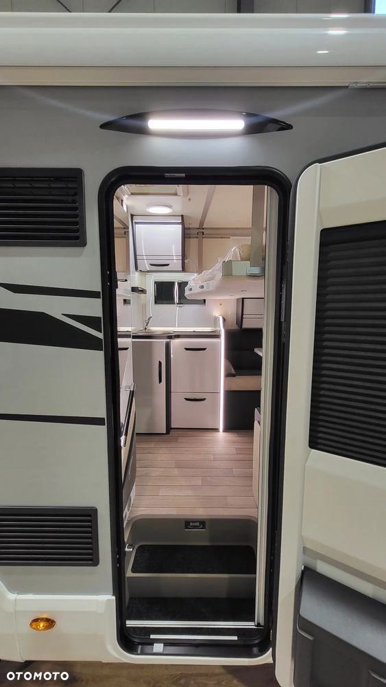 McLOUIS MC4 381 - 4 osobowy - 22