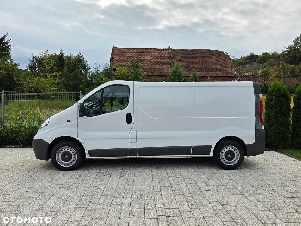 Opel VIVARO - 12