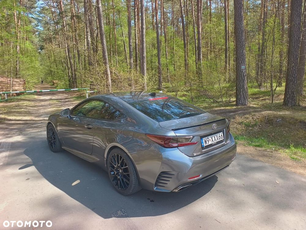 Lexus RC 200t SPORT - 12