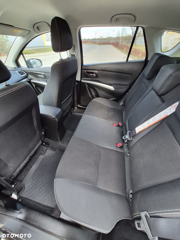 Suzuki SX4 - 8