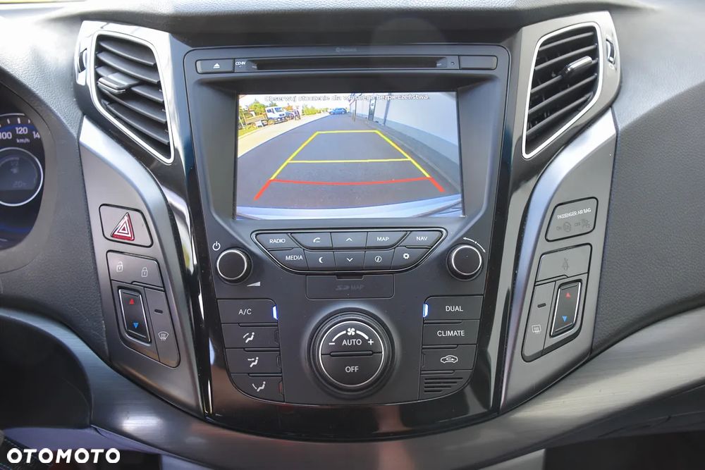 Hyundai i40 Kombi 1.7 CRDi Premium - 31