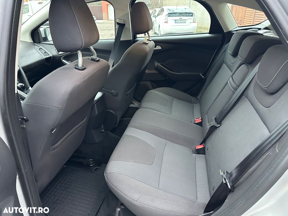 Ford Focus 1.6 Ti-VCT Titanium - 5