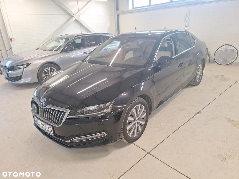 Skoda Superb 2.0 TDI SCR Style DSG - 2