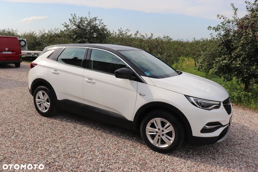 Opel Grandland X 1.5 D Start/Stop Color Line - 9