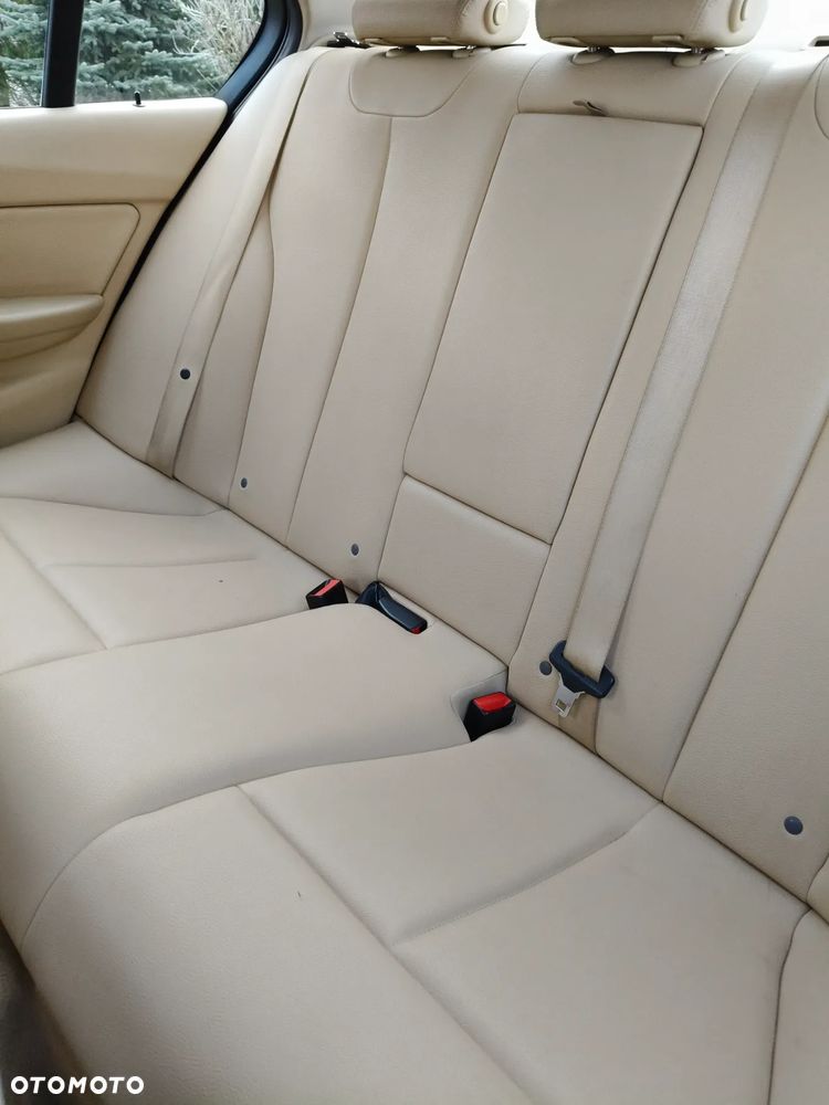 BMW Seria 3 316d - 3