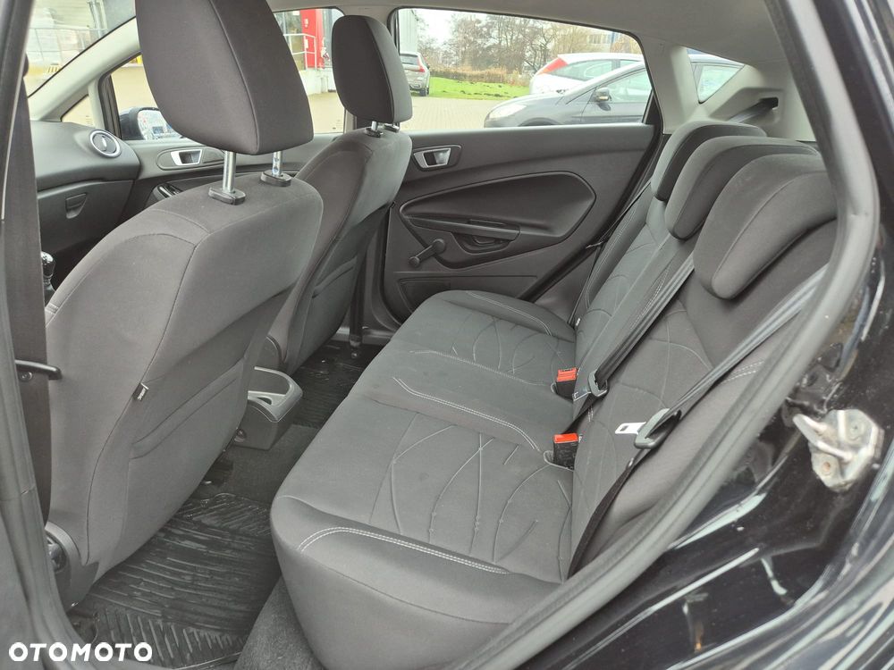 Ford Fiesta - 2