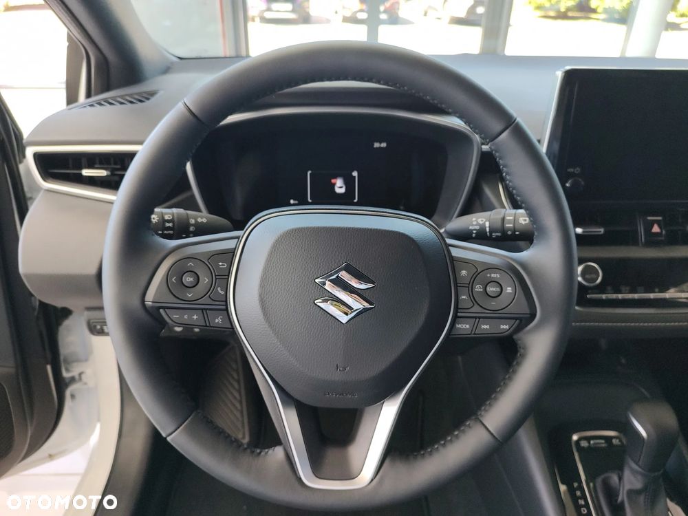 Suzuki Swace 1.8 Hybrid Premium Plus CVT - 31