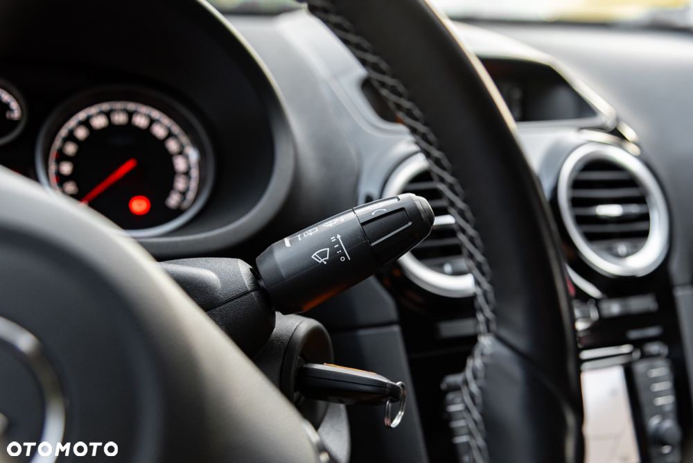 Opel Corsa 1.6T OPC - 37