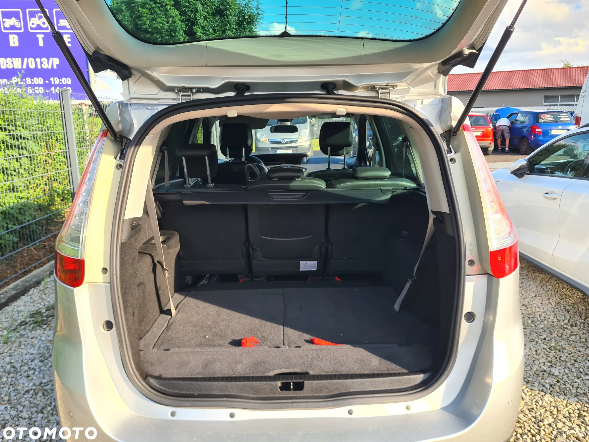 Renault Scenic dCi 160 Bose Edition - 26