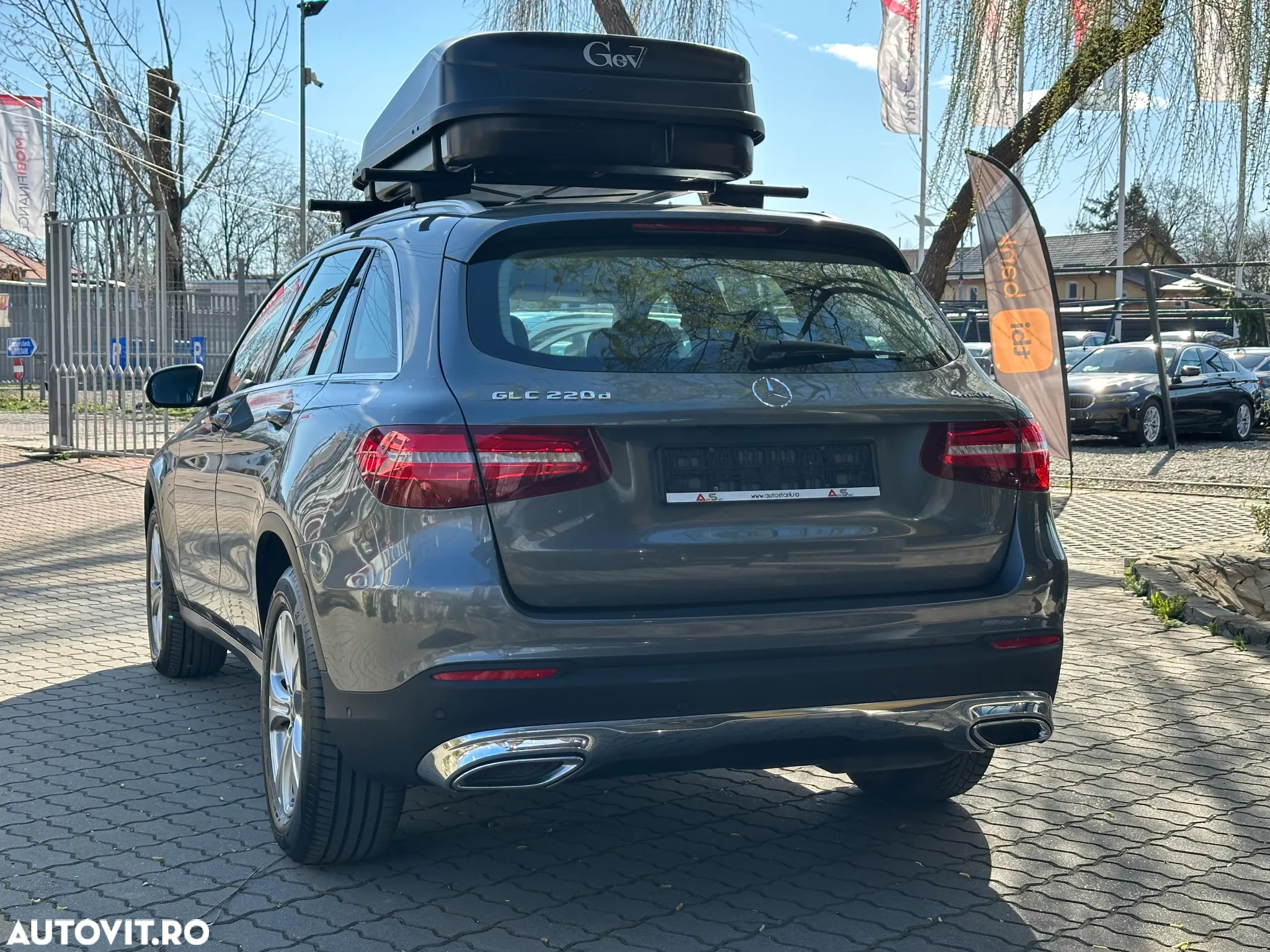 Mercedes-Benz GLC 220 d 4Matic 9G-TRONIC - 5
