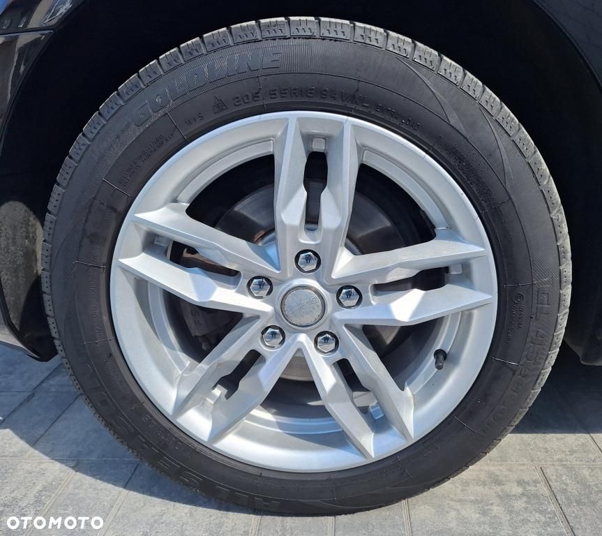 Volkswagen Golf 1.2 TSI BMT Trendline Perfectline - 21