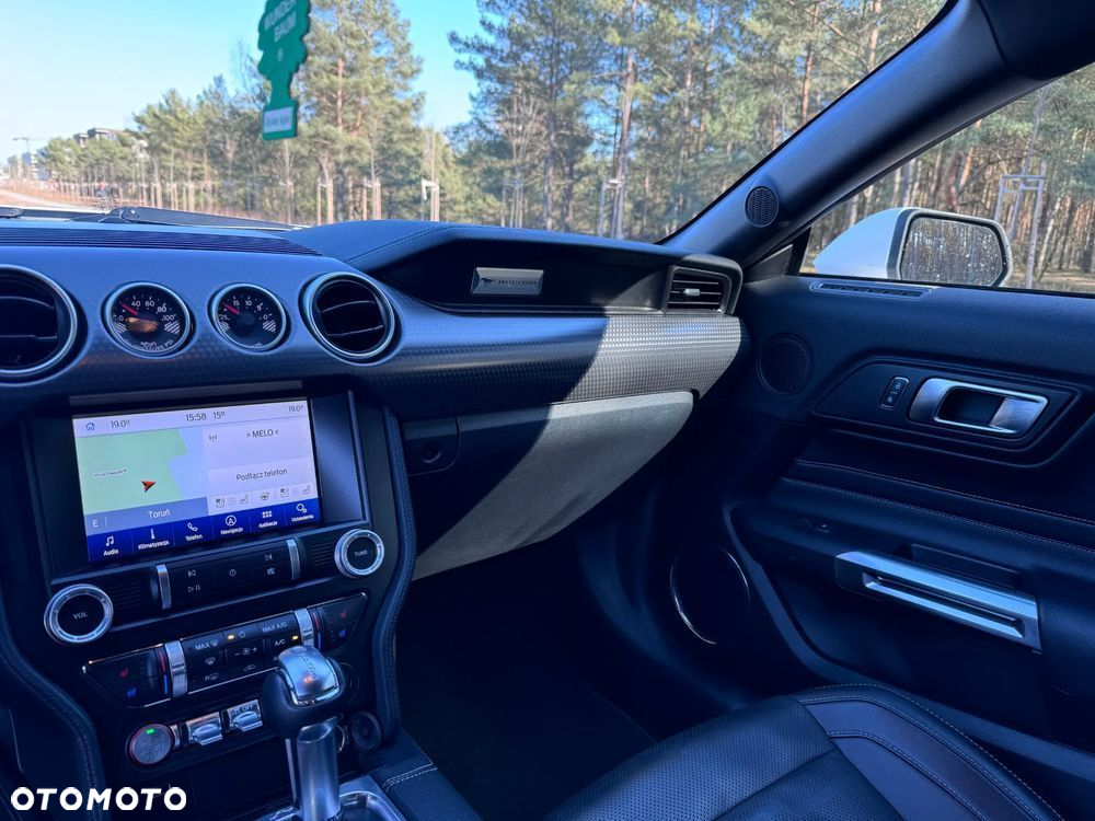 Ford Mustang - 23