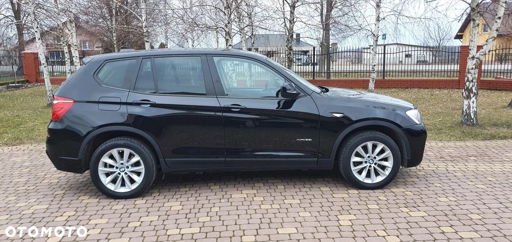 BMW X3 28i xDrive - 4