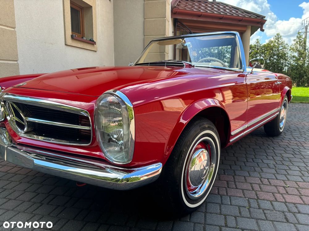 Mercedes-Benz SL - 30