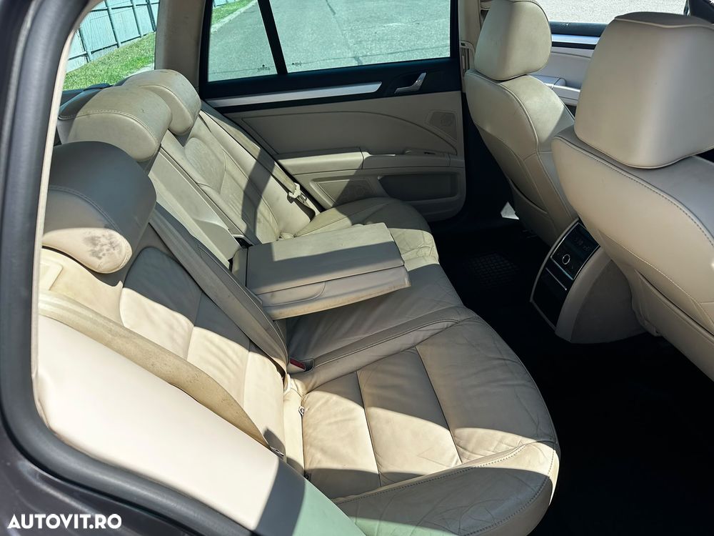 Skoda Superb 2.0 TDI Elegance DSG - 8