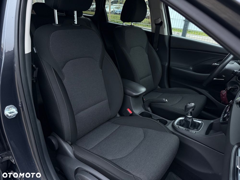 Hyundai i30 1.5 T-GDI 48V Premium - 28