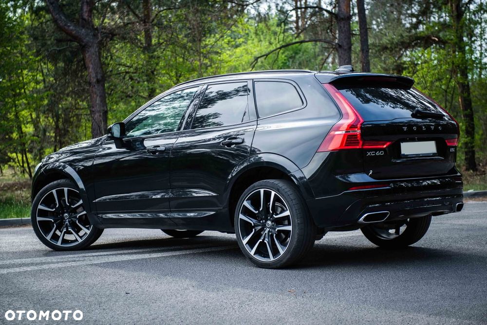 Volvo XC 60 D5 AWD R-Design - 8