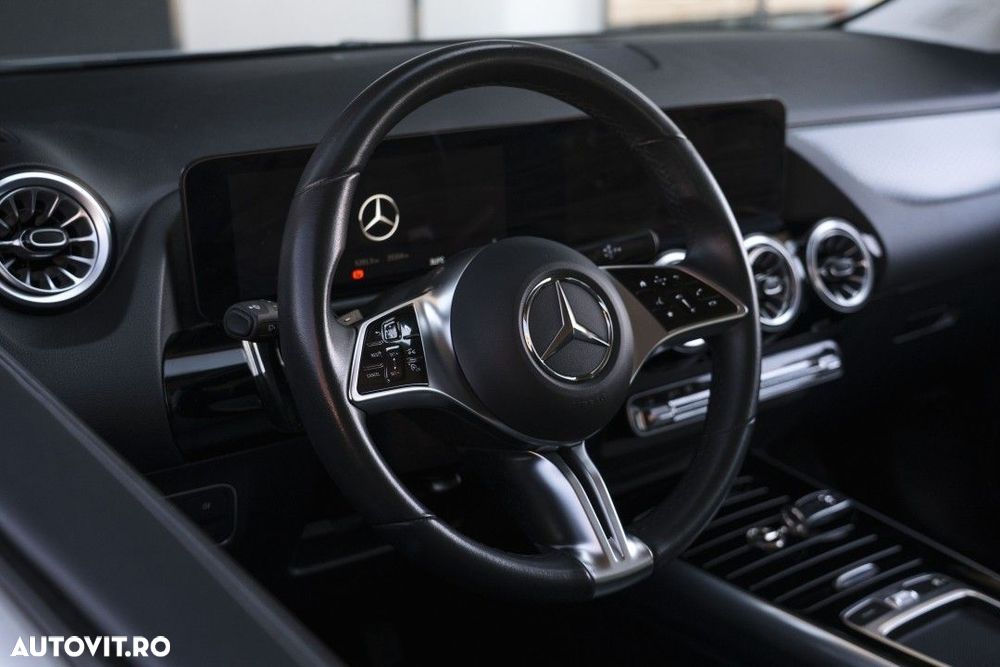 Mercedes-Benz EQA - 17