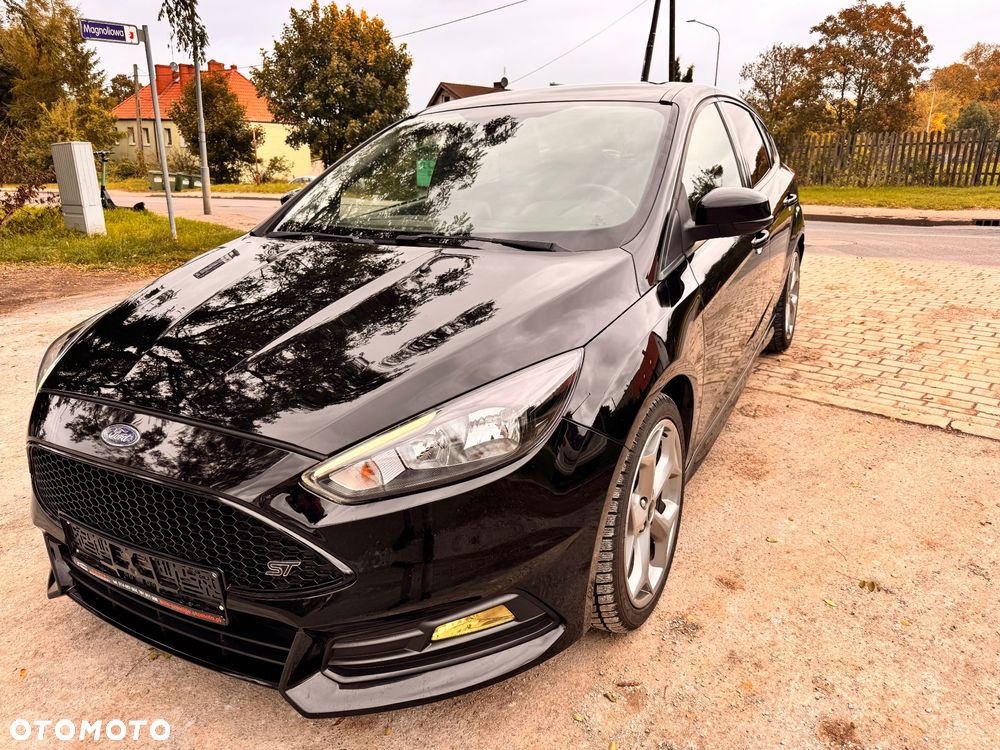 Ford Focus 2.0 EcoBoost ST-2 - 1