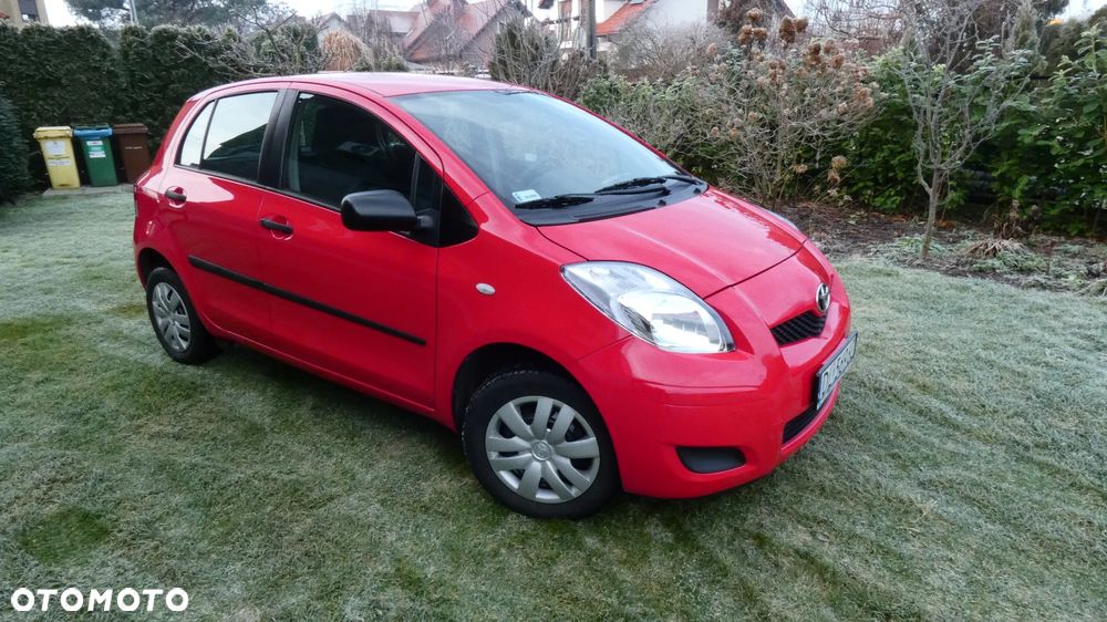 Toyota Yaris 1.0 Luna - 24