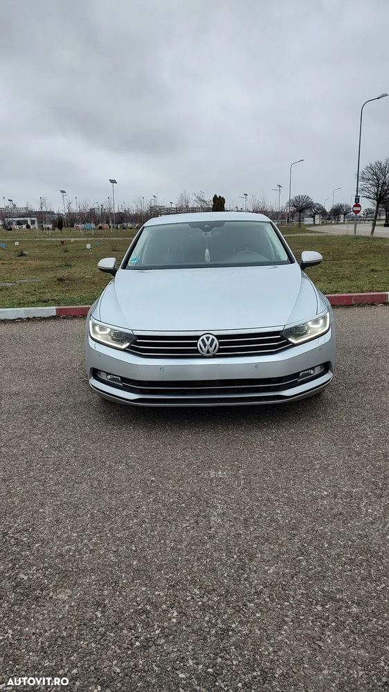 Volkswagen Passat 2.0 TDI (BlueMotion Technology) DSG Highline - 4