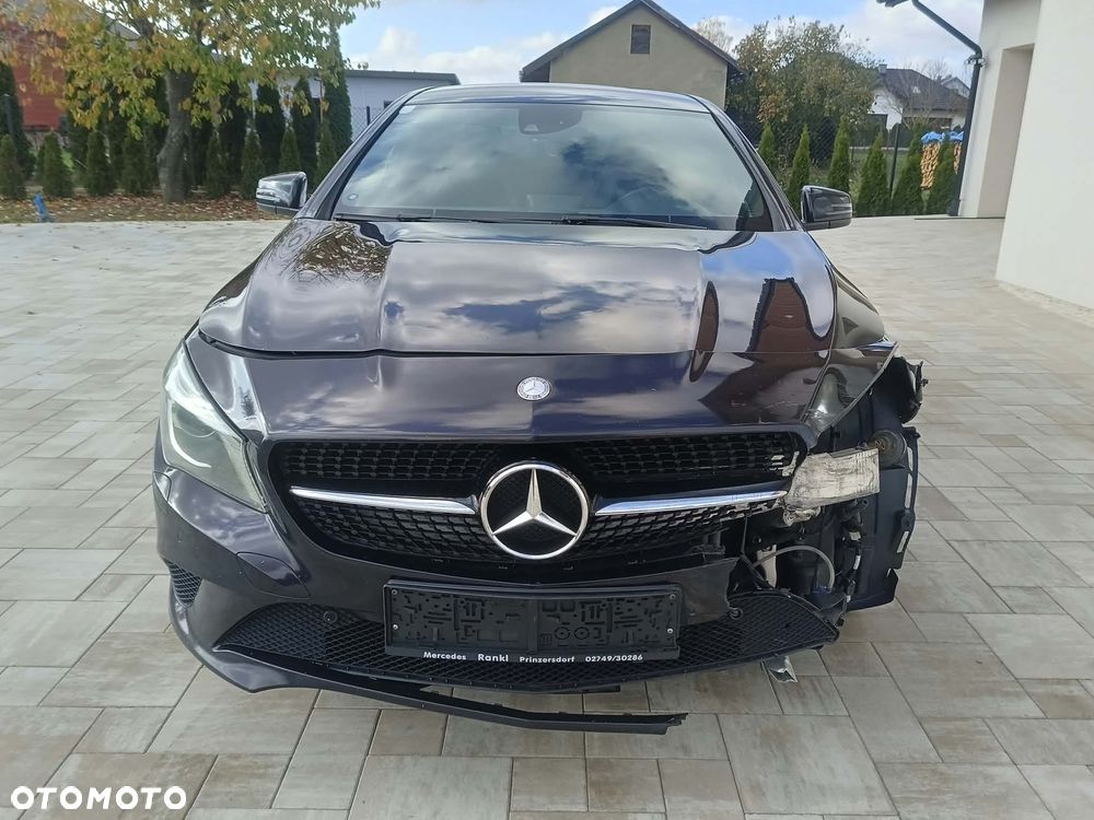 Mercedes-Benz CLA - 10