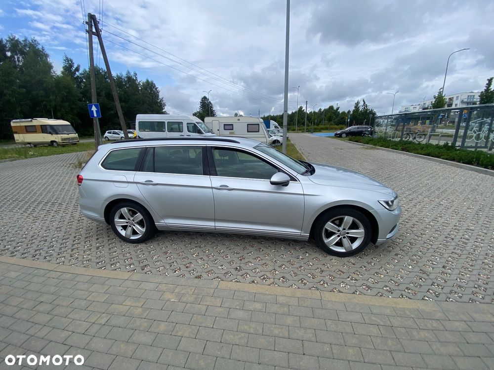 Volkswagen Passat Variant 2.0 TDI BMT Comfortline DSG - 2