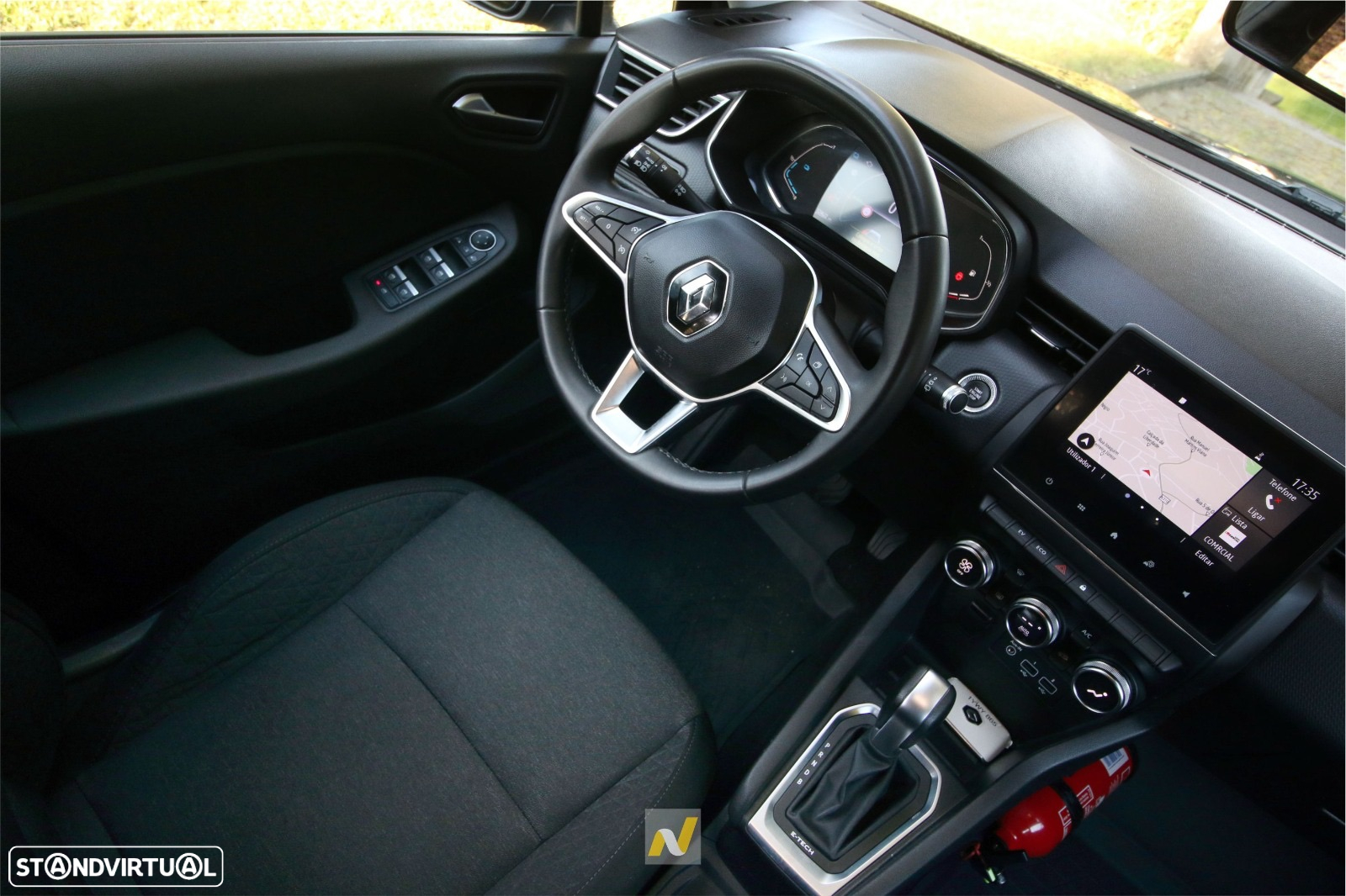 Renault Clio 1.6 E-Tech Intens - 24
