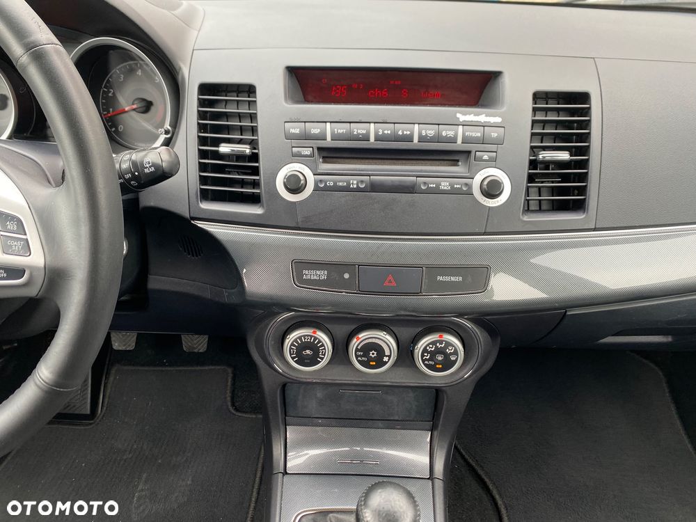 Mitsubishi Lancer 1.8 Intense - 6