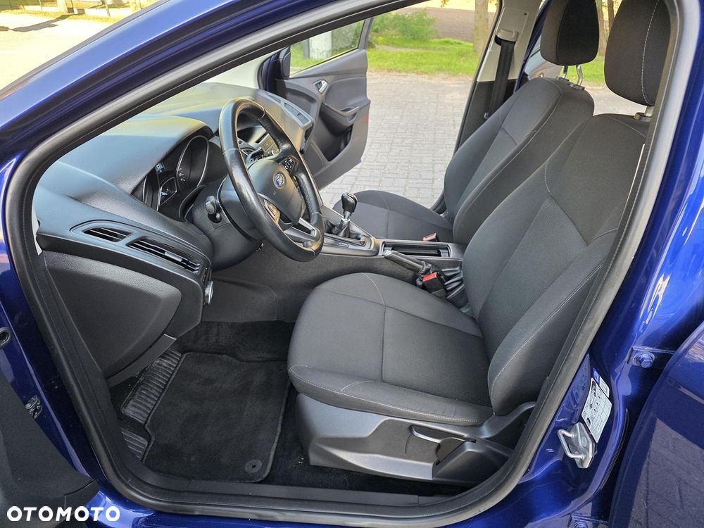 Ford Focus 1.0 EcoBoost Trend - 22