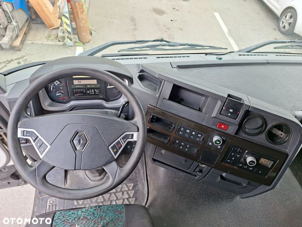 Renault T 460 - 22