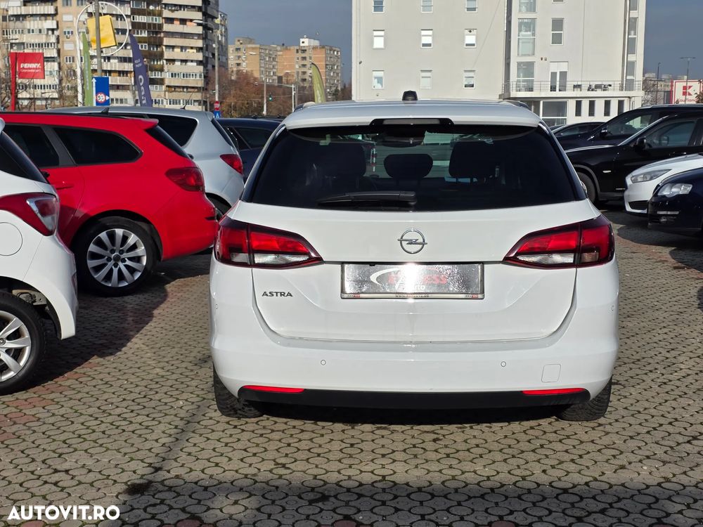 Opel Astra 1.5 D Start/Stop Sports Tourer Design&Tech - 3
