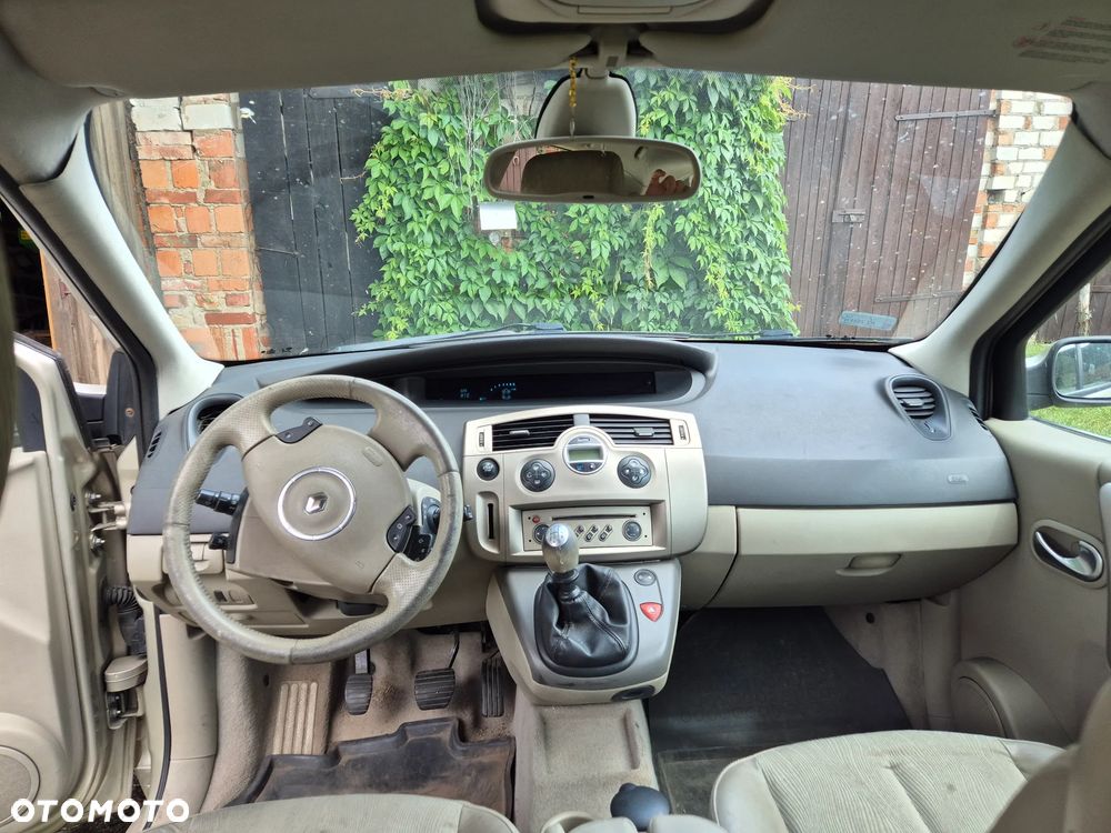 Renault Scenic 1.9 dCi Alize - 8
