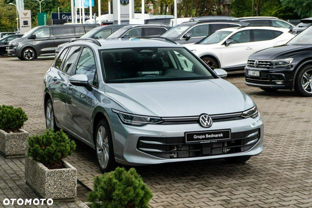 Volkswagen Golf - 5