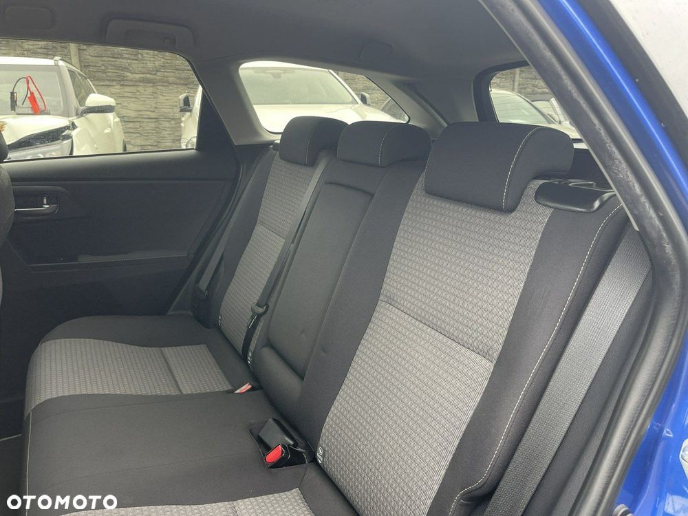 Toyota Auris Hybrid 135 Selection - 12